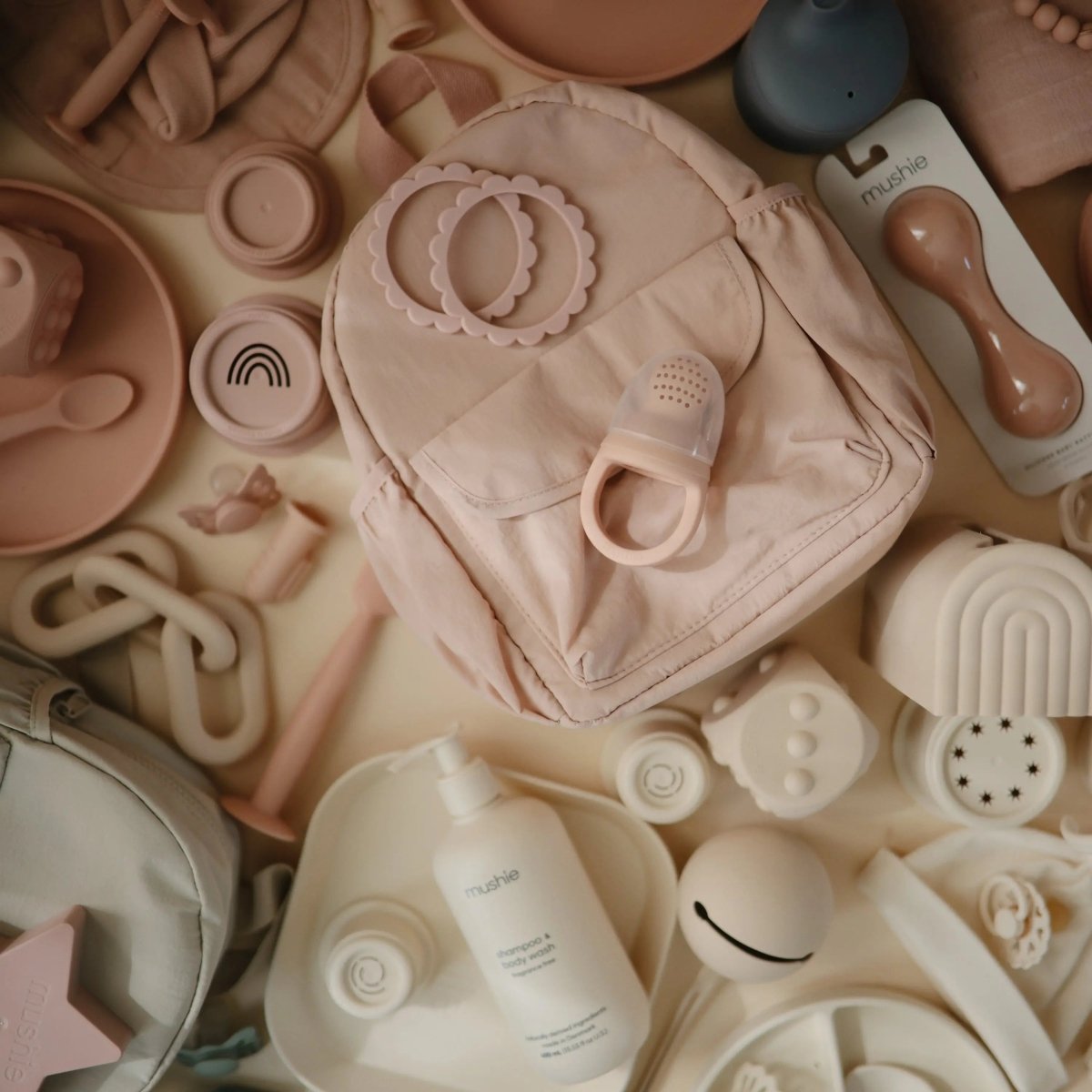 Mushie Silicone Fresh Food Feeder for Safe Self Feeding and Easy Cleaning - 