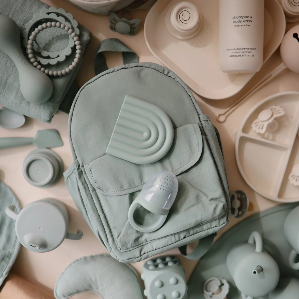 Mushie Silicone Fresh Food Feeder for Safe Self Feeding and Easy Cleaning - 