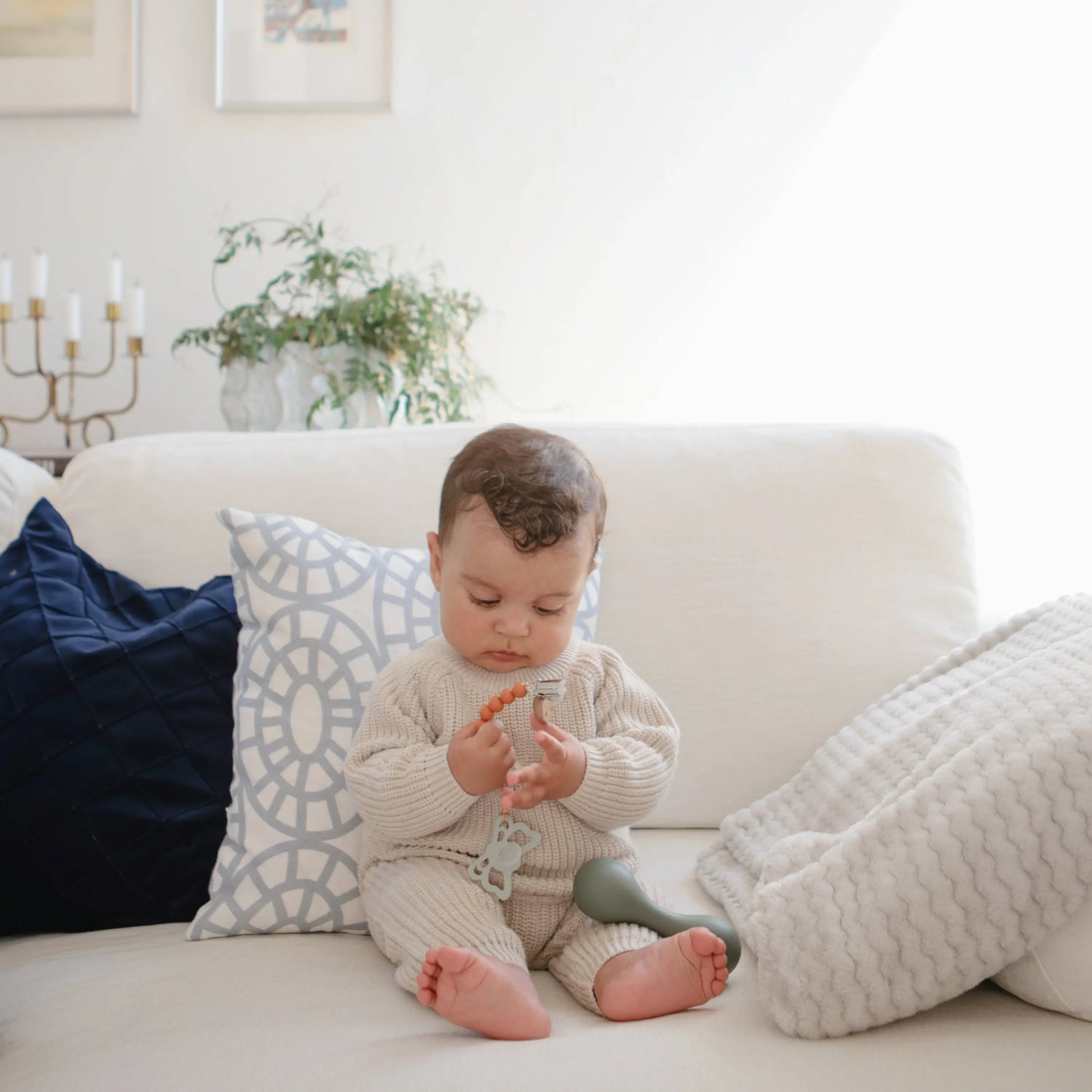 Mushie Silicone Pacifier Clip | Eva - 