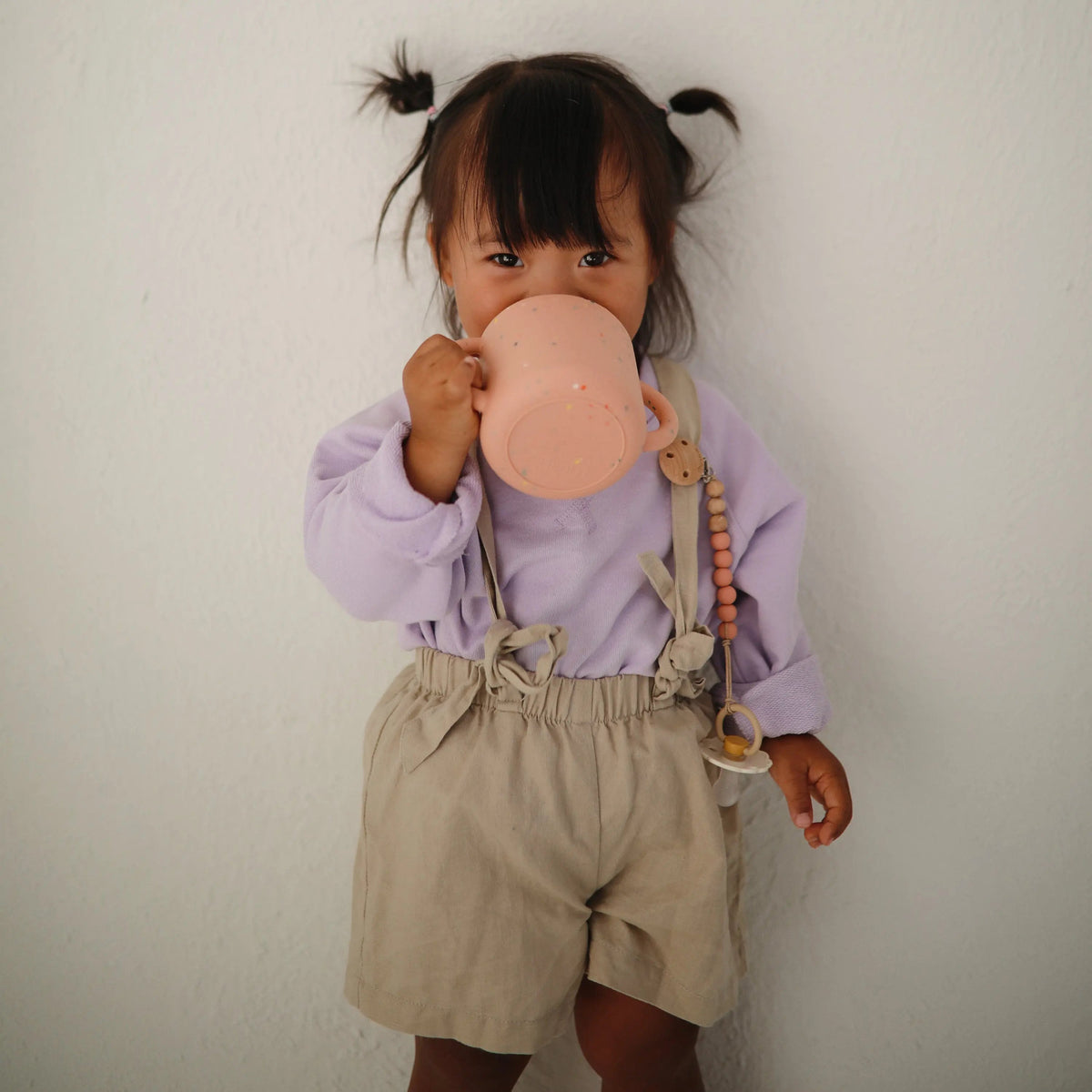 Mushie Silicone Pacifier Clip | Eva - 