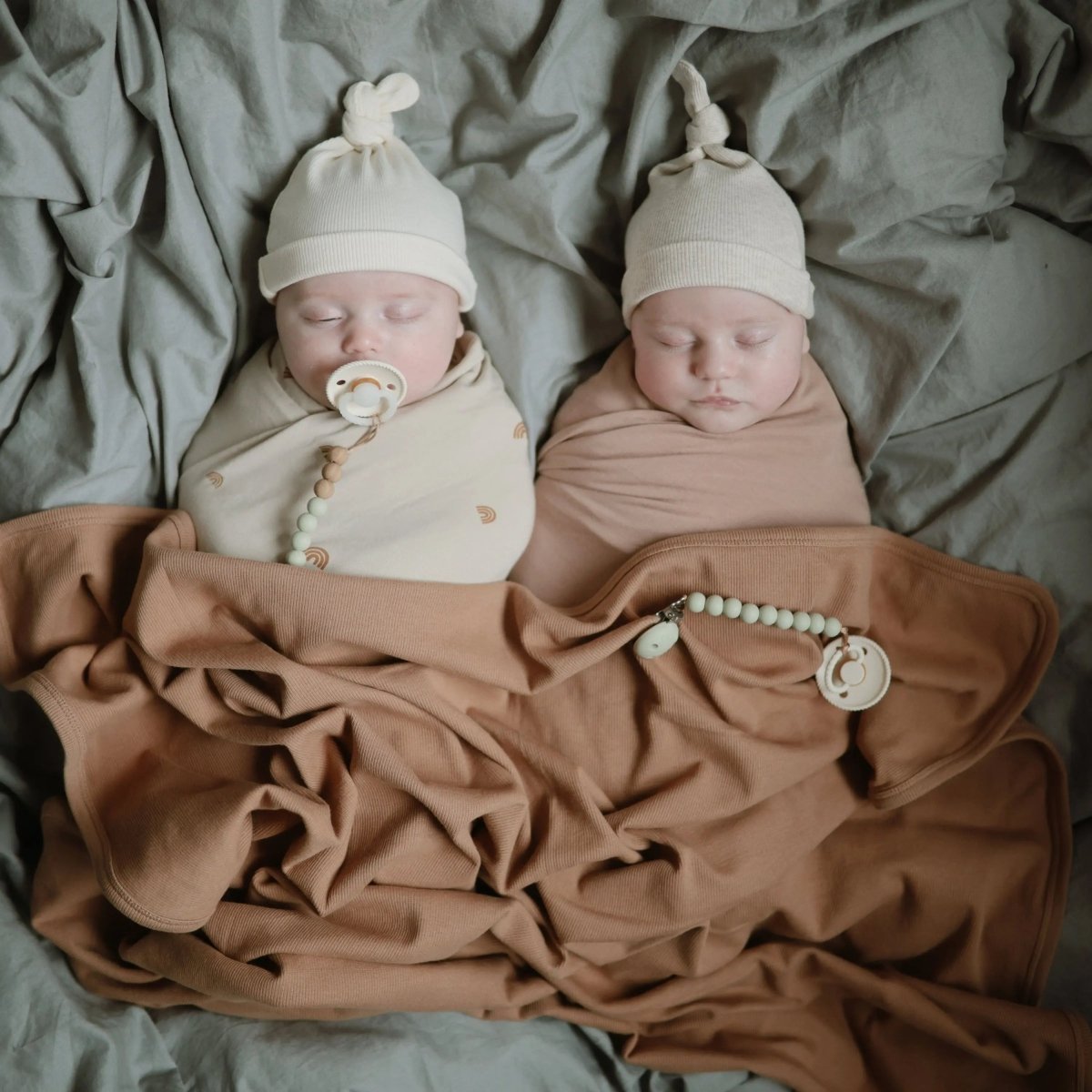 Mushie Silicone Pacifier Clip Eva with Faux Wood Clasp and Colorful Beads - Everetts Place Boutique - 