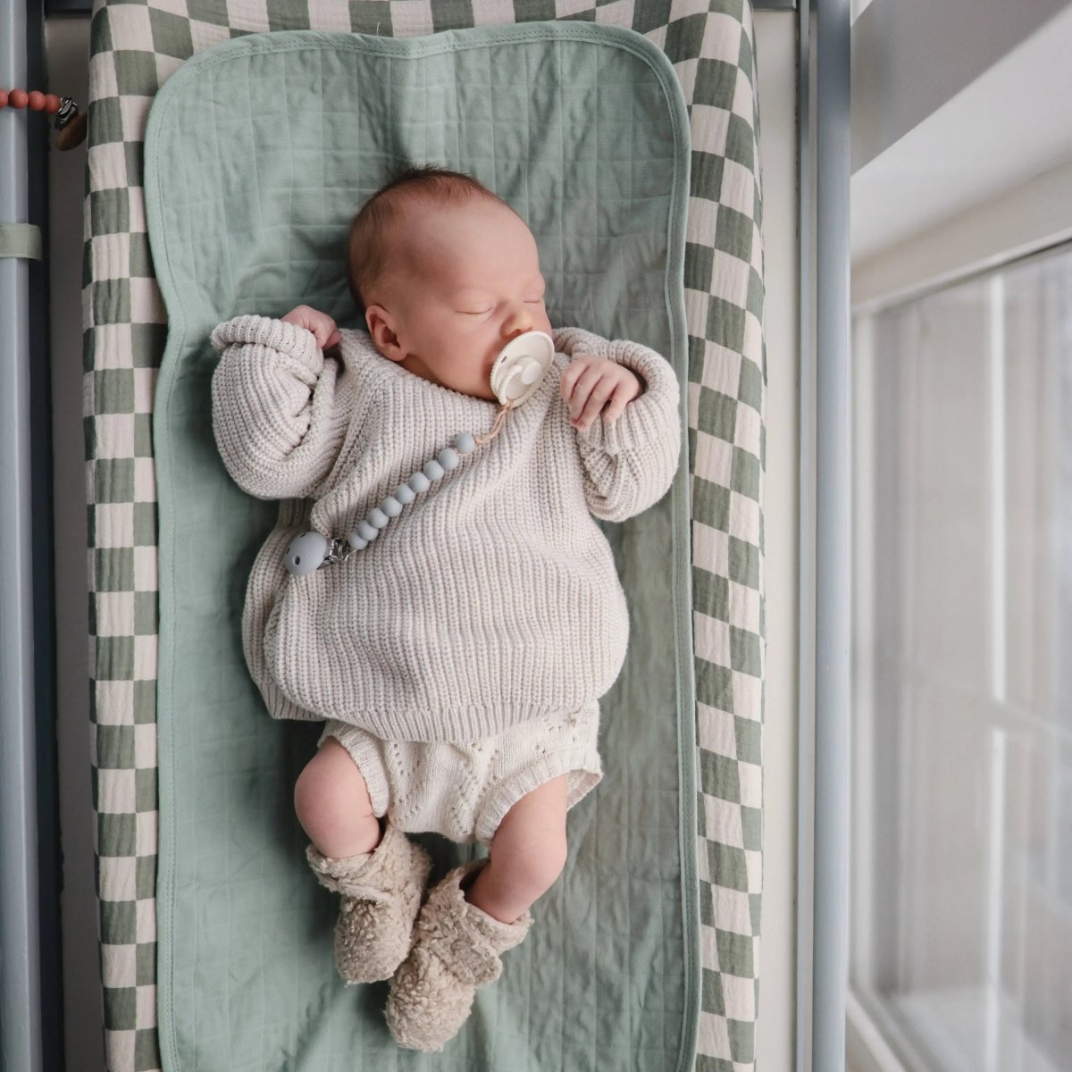 Mushie Silicone Pacifier Clip Hera Durable Food Grade Silicone Bead Design - Everetts Place Boutique - 