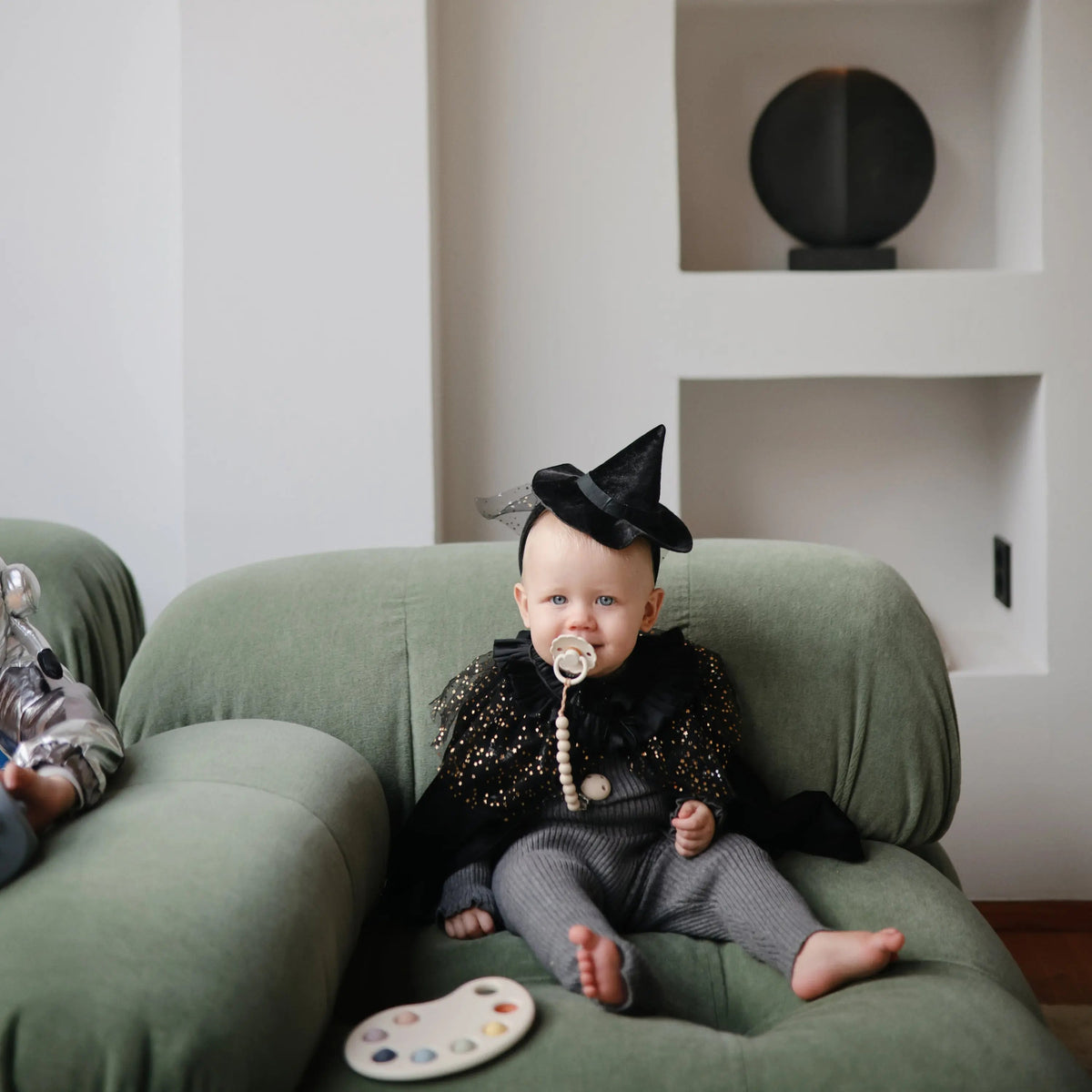 Mushie Silicone Pacifier Clip | Hera - 