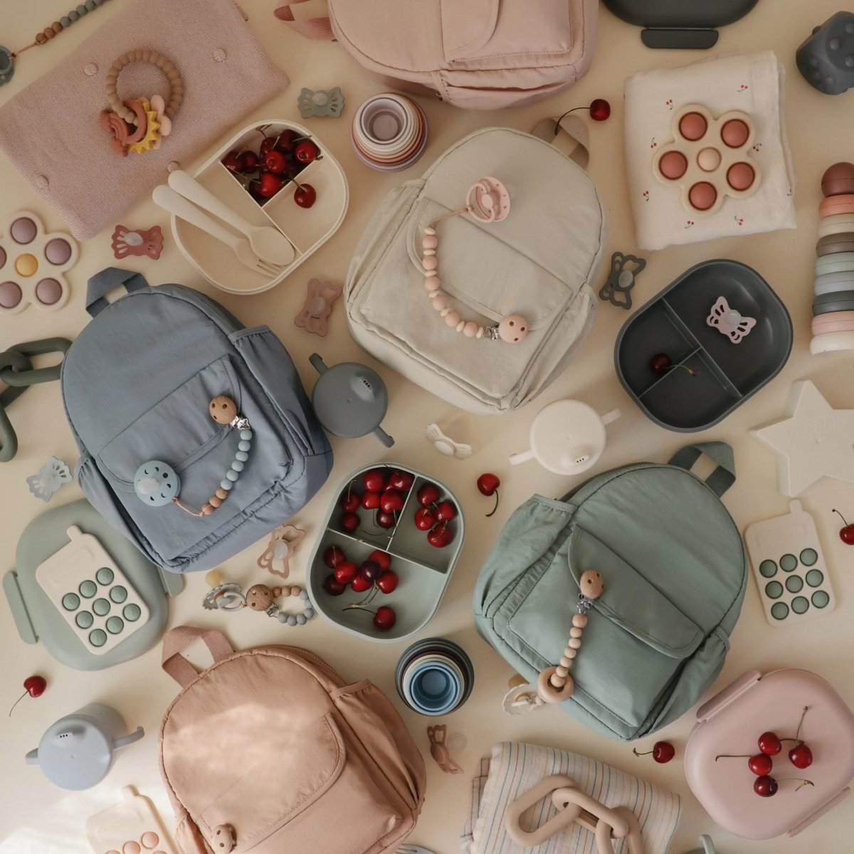 Mushie Silicone Pacifier Clip Luna Durable Food Grade Silicone Clasp for Babies - 