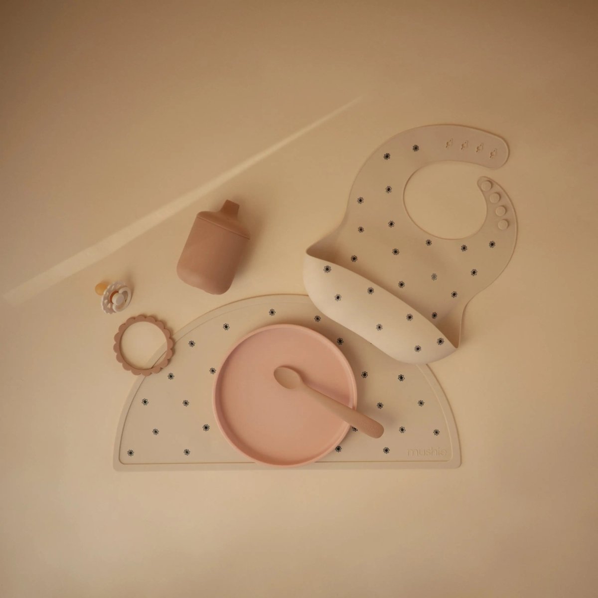 Mushie Silicone Sippy Cup for Toddlers Leak Resistant Easy Grip Design - Everetts Place Boutique - 