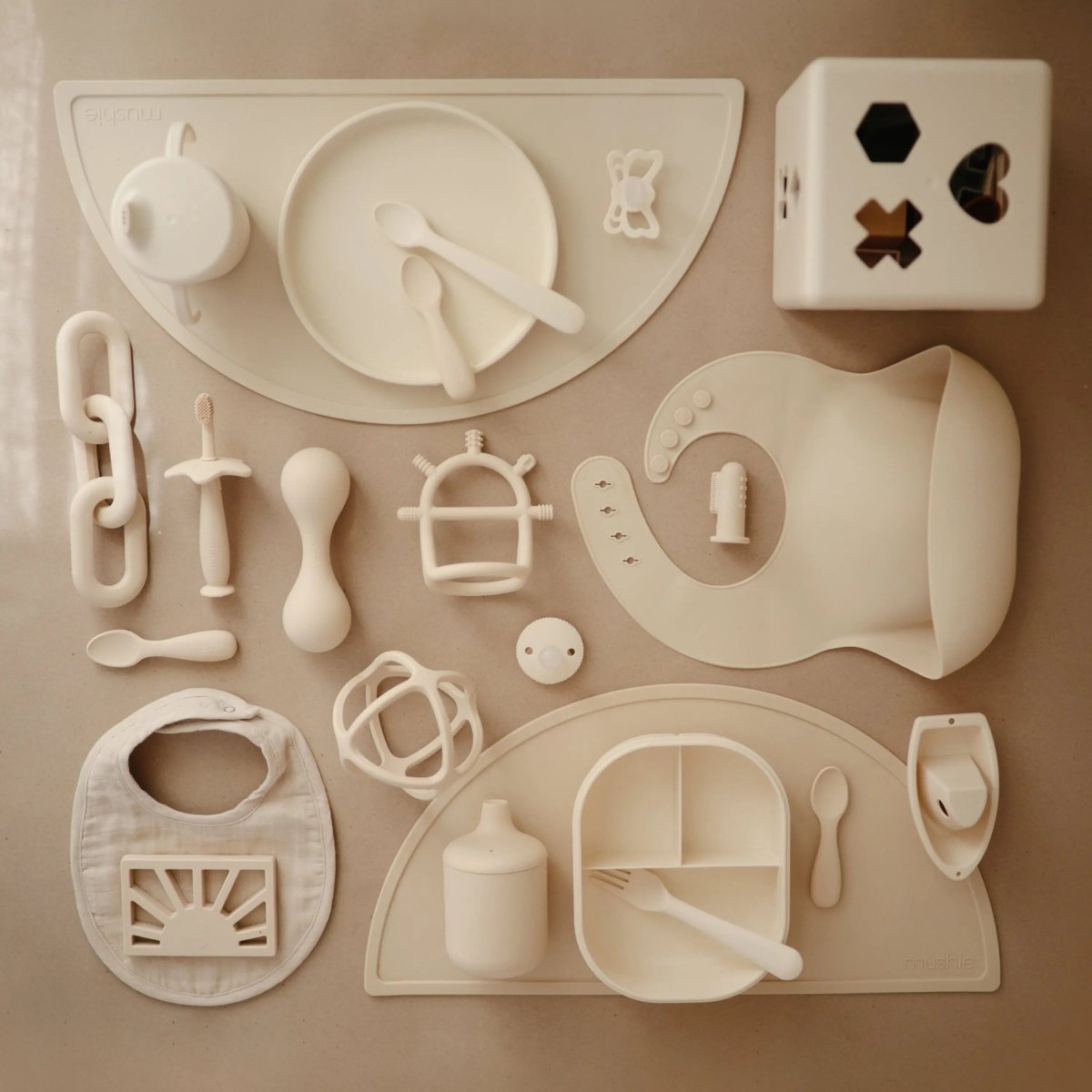 Mushie Silicone Toddler Starter Spoons Non Toxic Food Grade Gentle on Gums Easy Grip Handle - Everetts Place Boutique - 