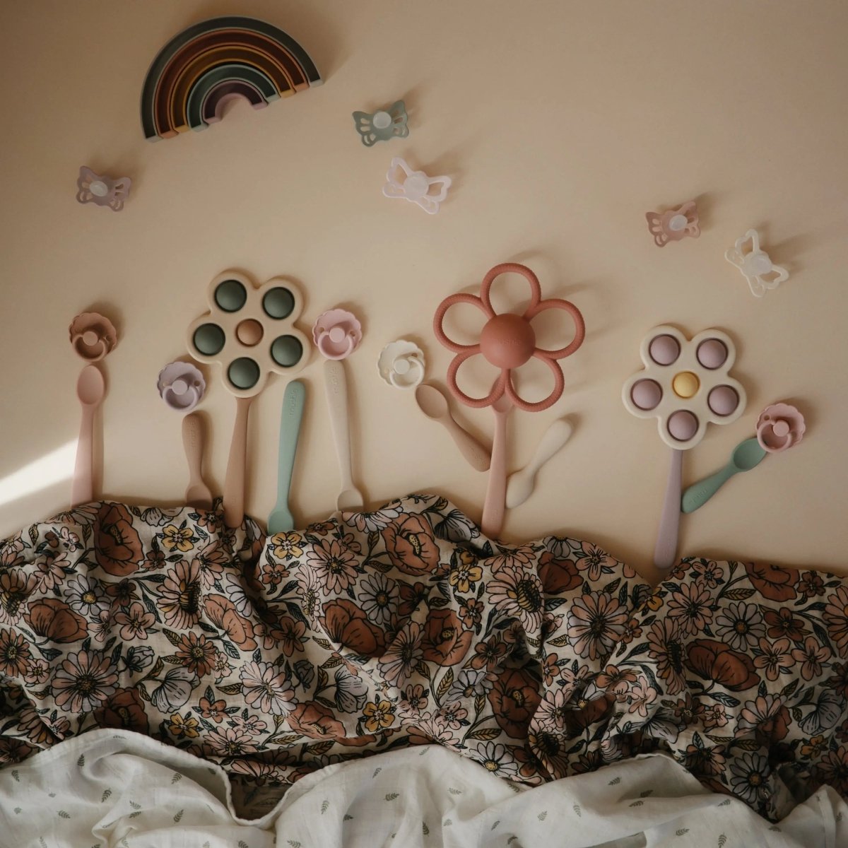 Mushie Silicone Toddler Starter Spoons Non Toxic Food Grade Gentle on Gums Easy Grip Handle - Everetts Place Boutique - 