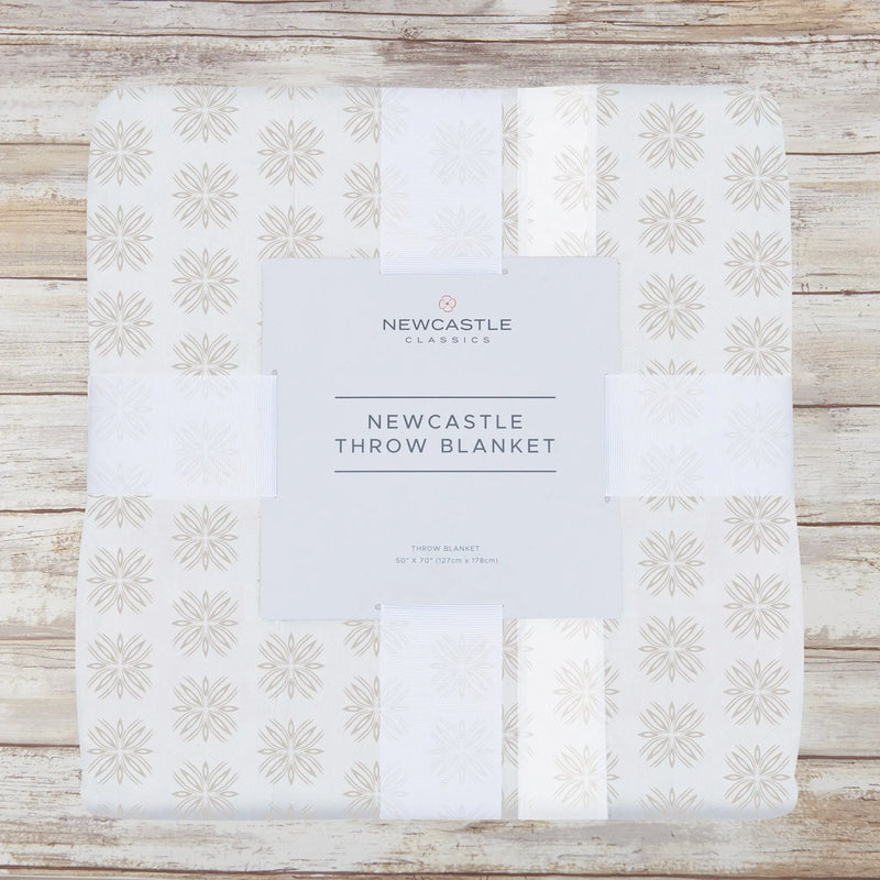 Flower Child Cotton Newcastle throw blanket, 100% natural cotton, floral pattern.