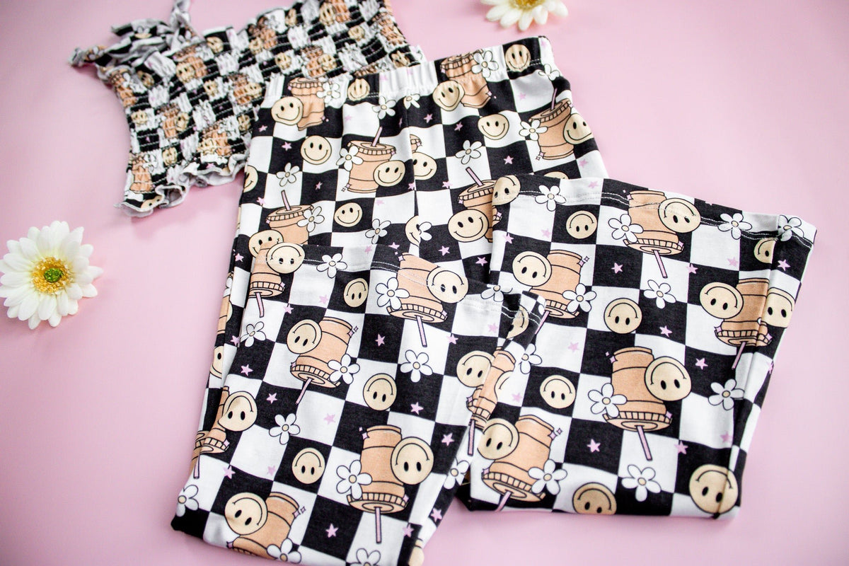 DREAM BIG LITTLE CO SMILEY CUP OF CHECKERS DREAM SMOCKED FLARE SETEveretts Place