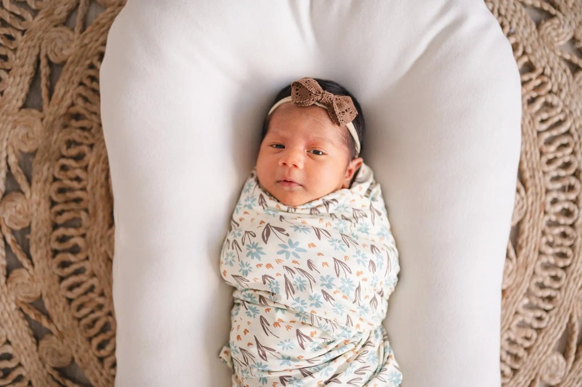 Harp Angel Boutique Soft Bamboo Stretch Swaddle with La La Floral Print for Infants - 