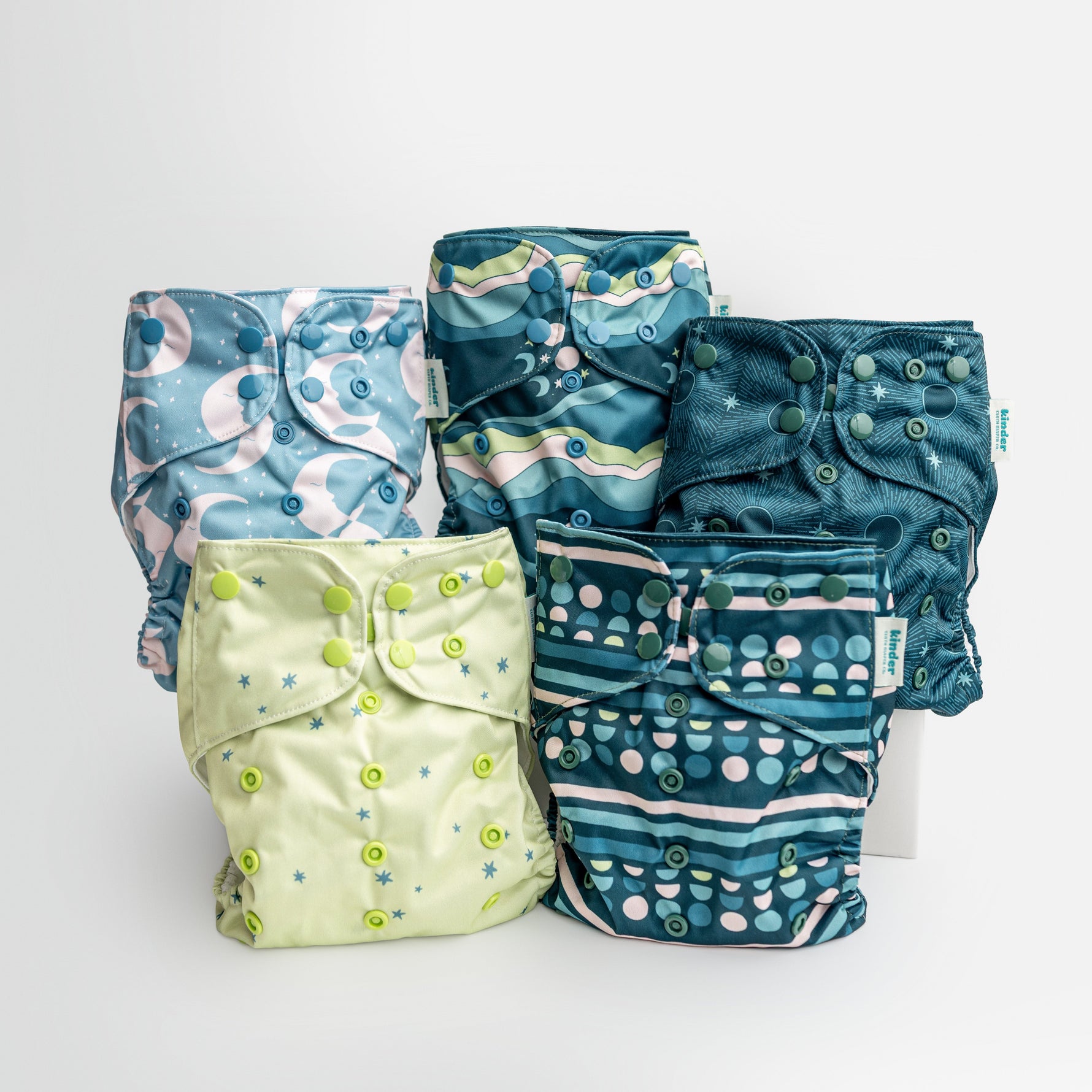 Kinder Cloth Diaper Co. Animals and Insects: Essentials Pocket Cloth Diaper with Athletic Wicking Jersey,
