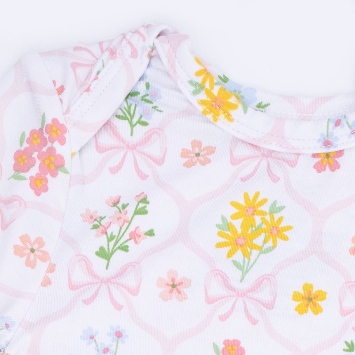 Angel Dear Spring Blooms Bow Trellis - Knotted GownEveretts Place