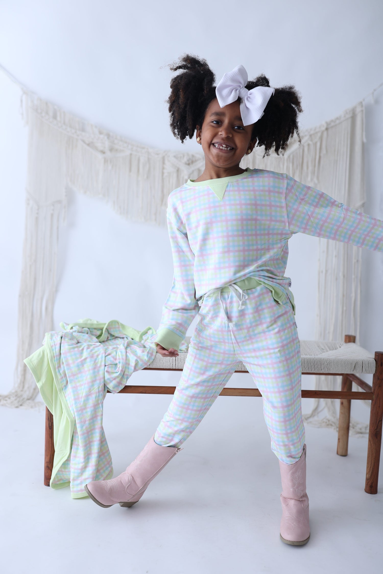DREAM BIG LITTLE CO SPRING GINGHAM DREAM PULLOVEREveretts Place