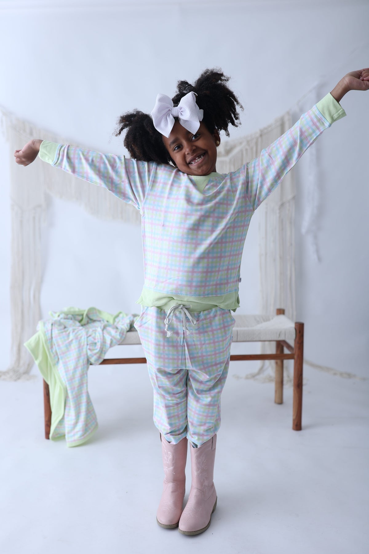 DREAM BIG LITTLE CO SPRING GINGHAM DREAM PULLOVEREveretts Place