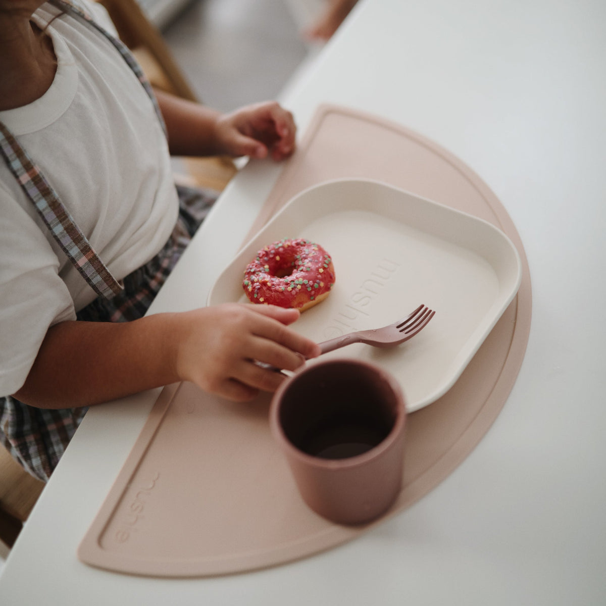 Mushie Square Dinnerware PlatesEveretts Place