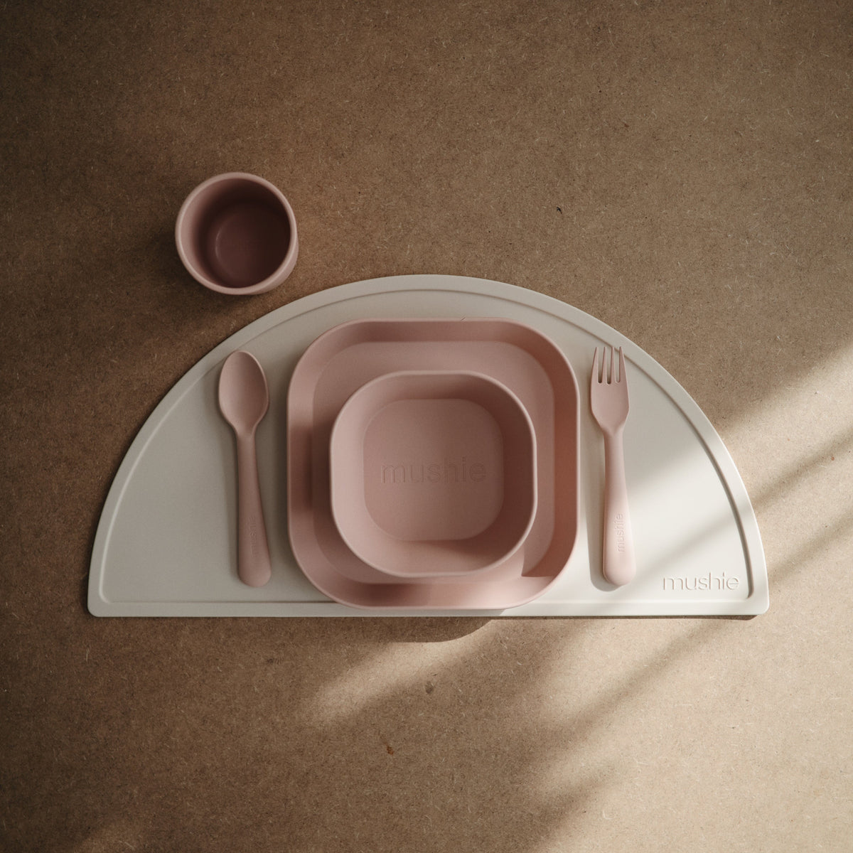 Mushie Square Dinnerware PlatesEveretts Place