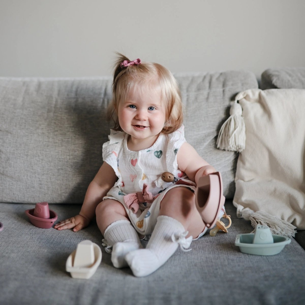 Mushie Stackable Bath Boats Set of Five for Independent Play in the Bathtub - 