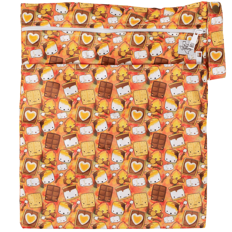 Texas Tushies Wet/Dry bag with double zipper and cute pattern.