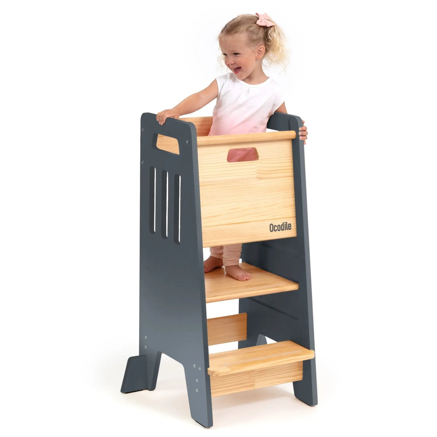 Ocodile.com Standing Tower with Door - 