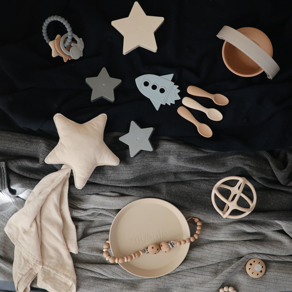 Mushie Star Lovey BlanketEveretts Place