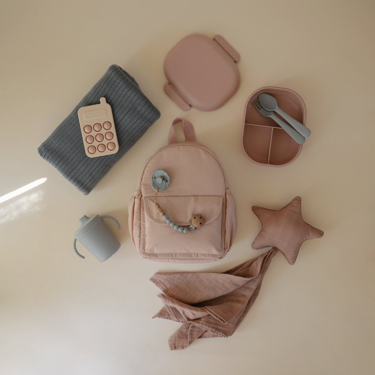 Mushie Star Lovey BlanketEveretts Place