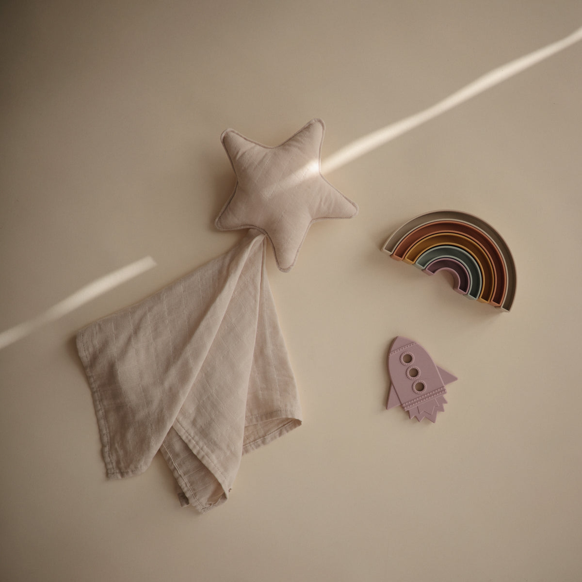 Mushie Star Lovey BlanketEveretts Place