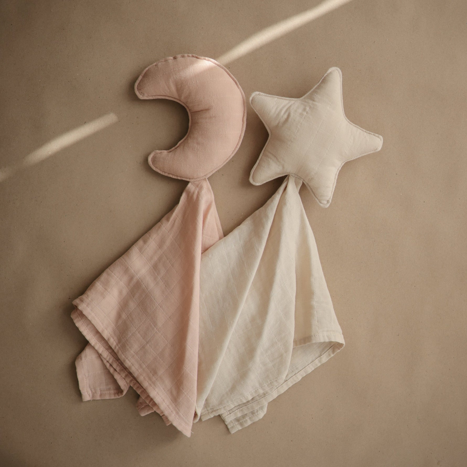 Mushie Star Lovey BlanketEveretts Place