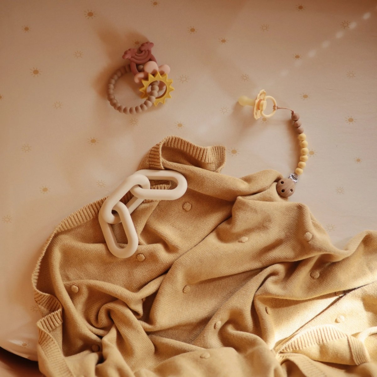 Mushie Stretchy Organic Cotton Crib Sheet Soft Breathable Pre - Washed with Elastic Edges - 