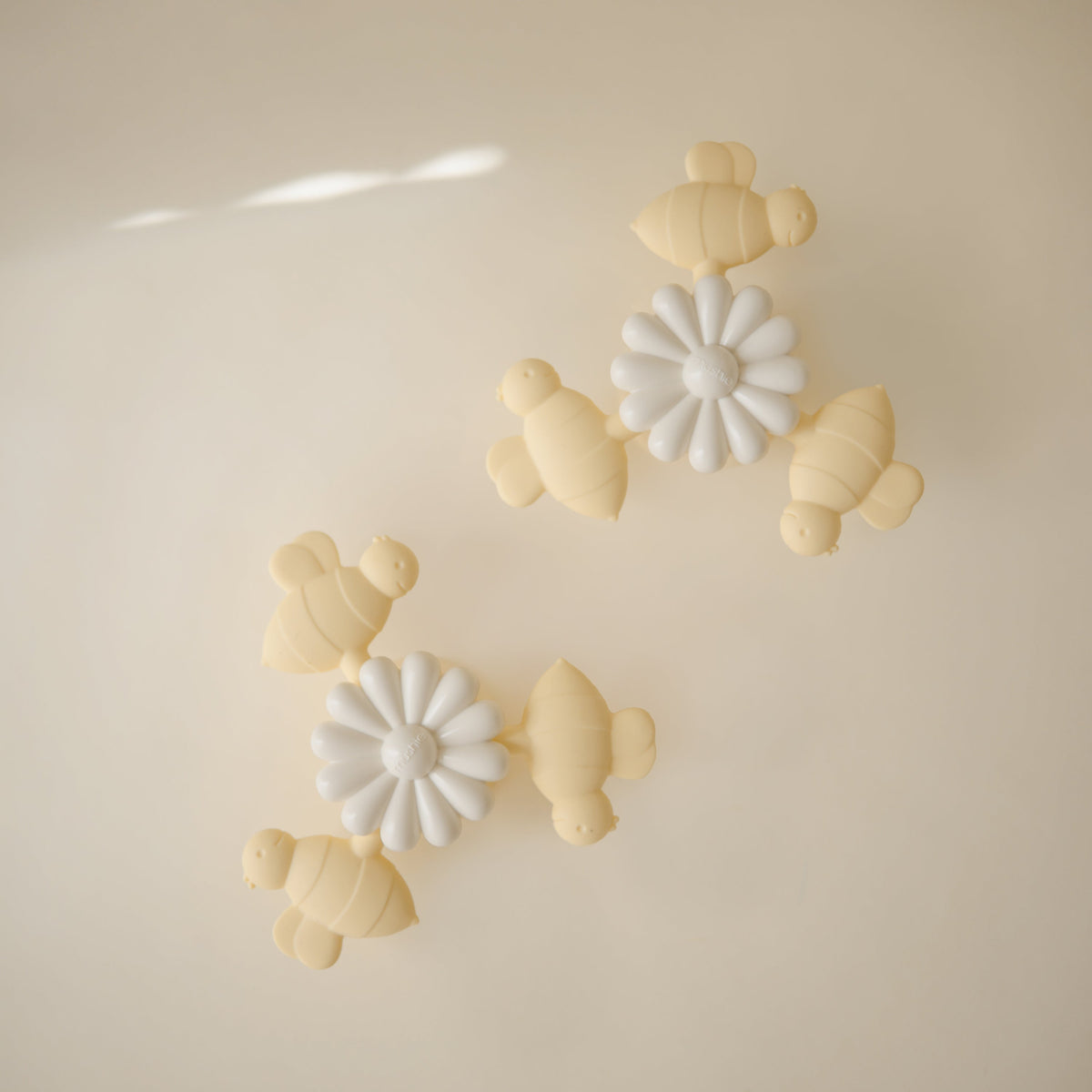 Mushie Suction Spinner Toy