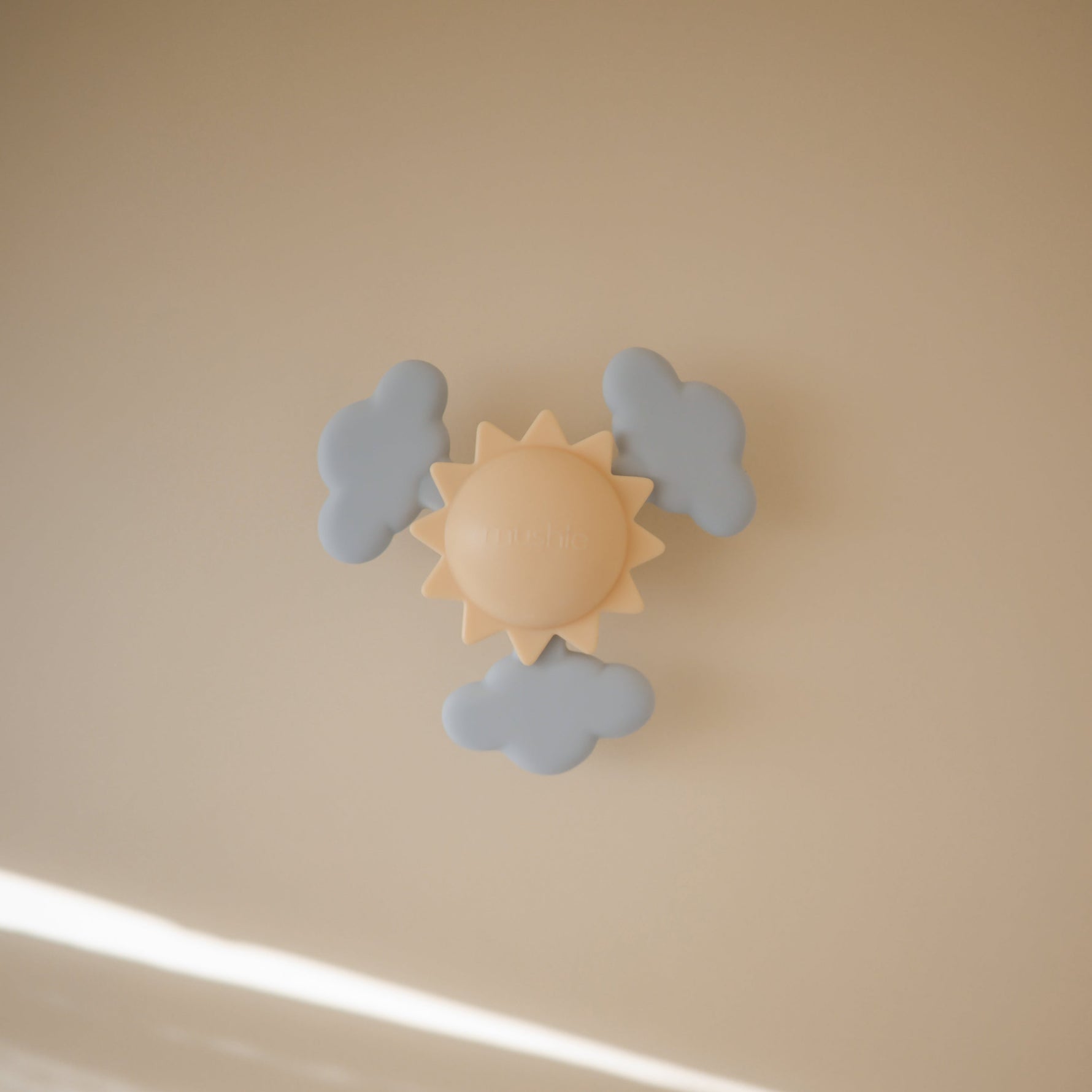 Mushie Suction Spinner Toy