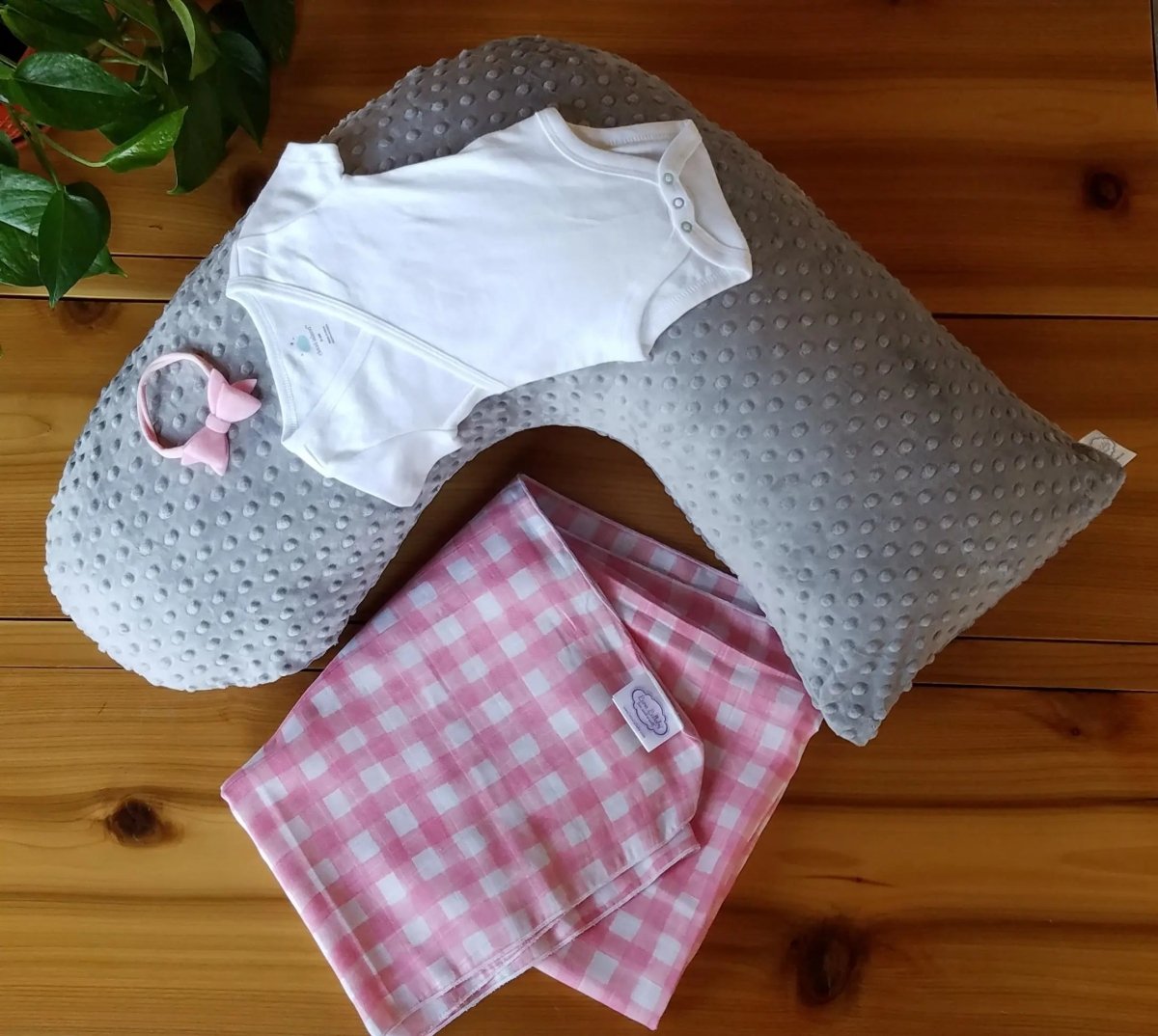 Luna Lullaby Summer Fun Baby Bundle Ivory Dot On The Go Comfort Kit - Everetts Place Boutique - 