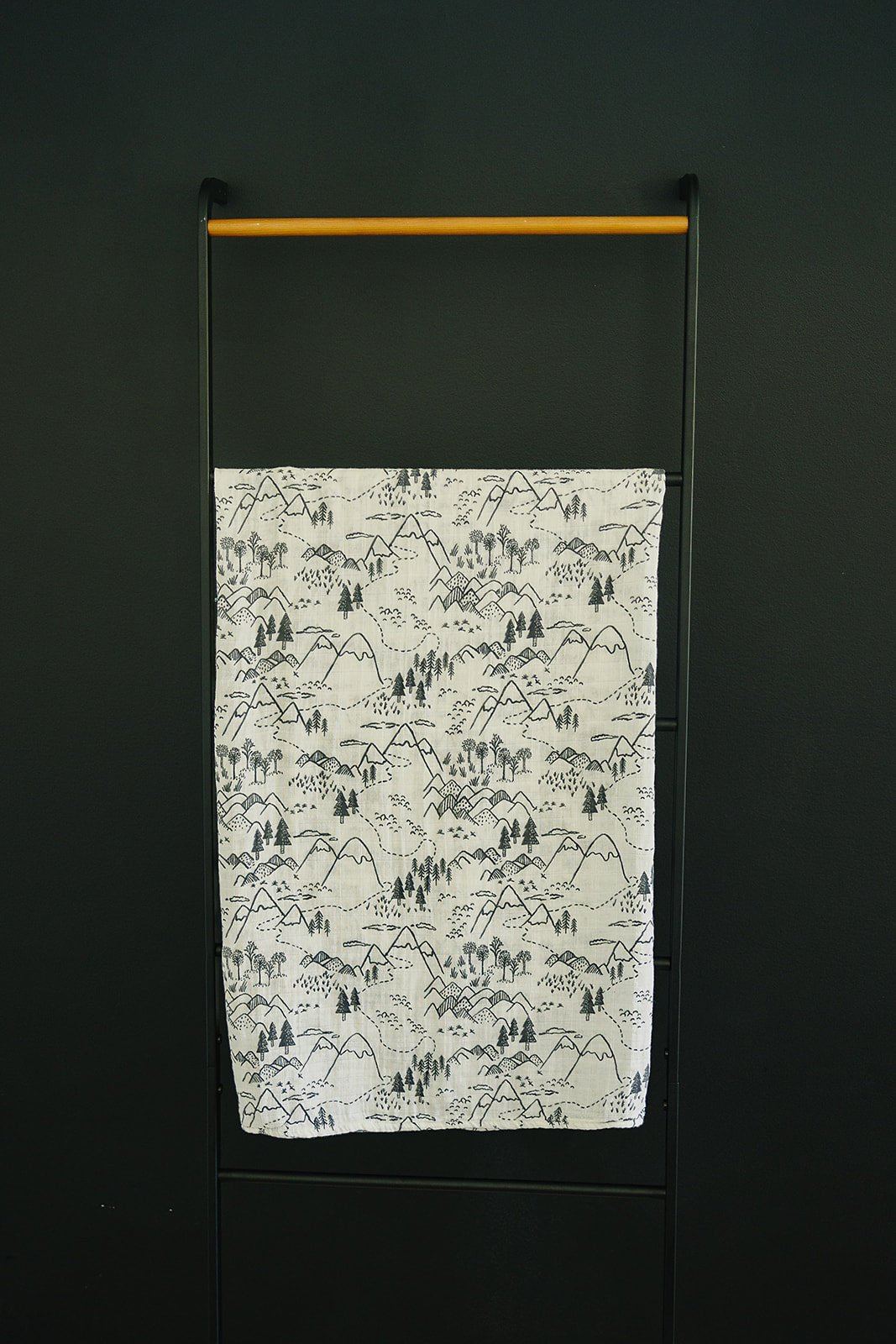 Mebie Baby Summit Muslin Swaddle Blanket - 