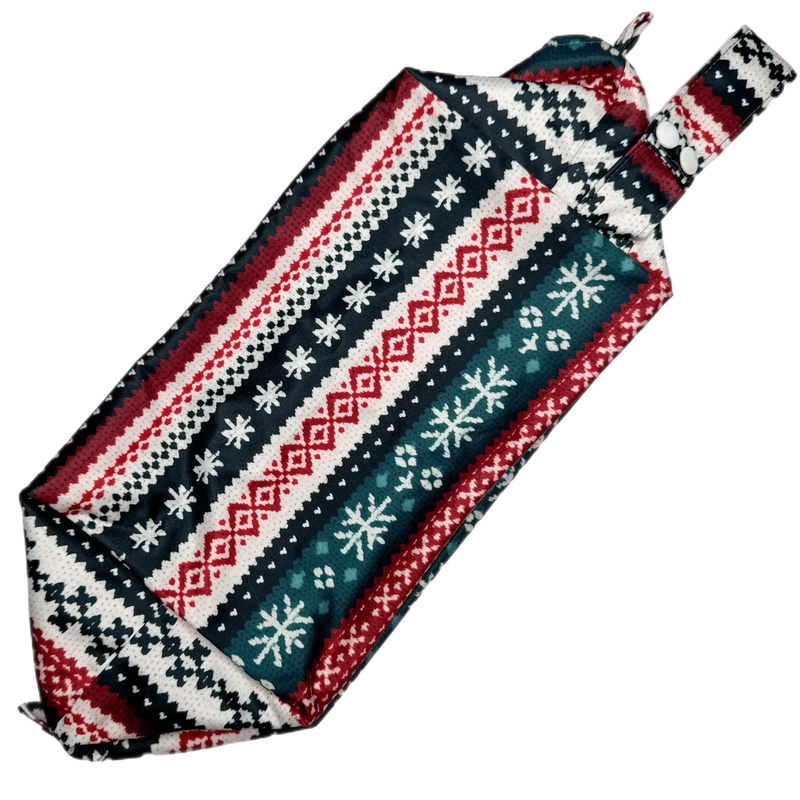sweater-patterned diaper pod with snap handle and zipper