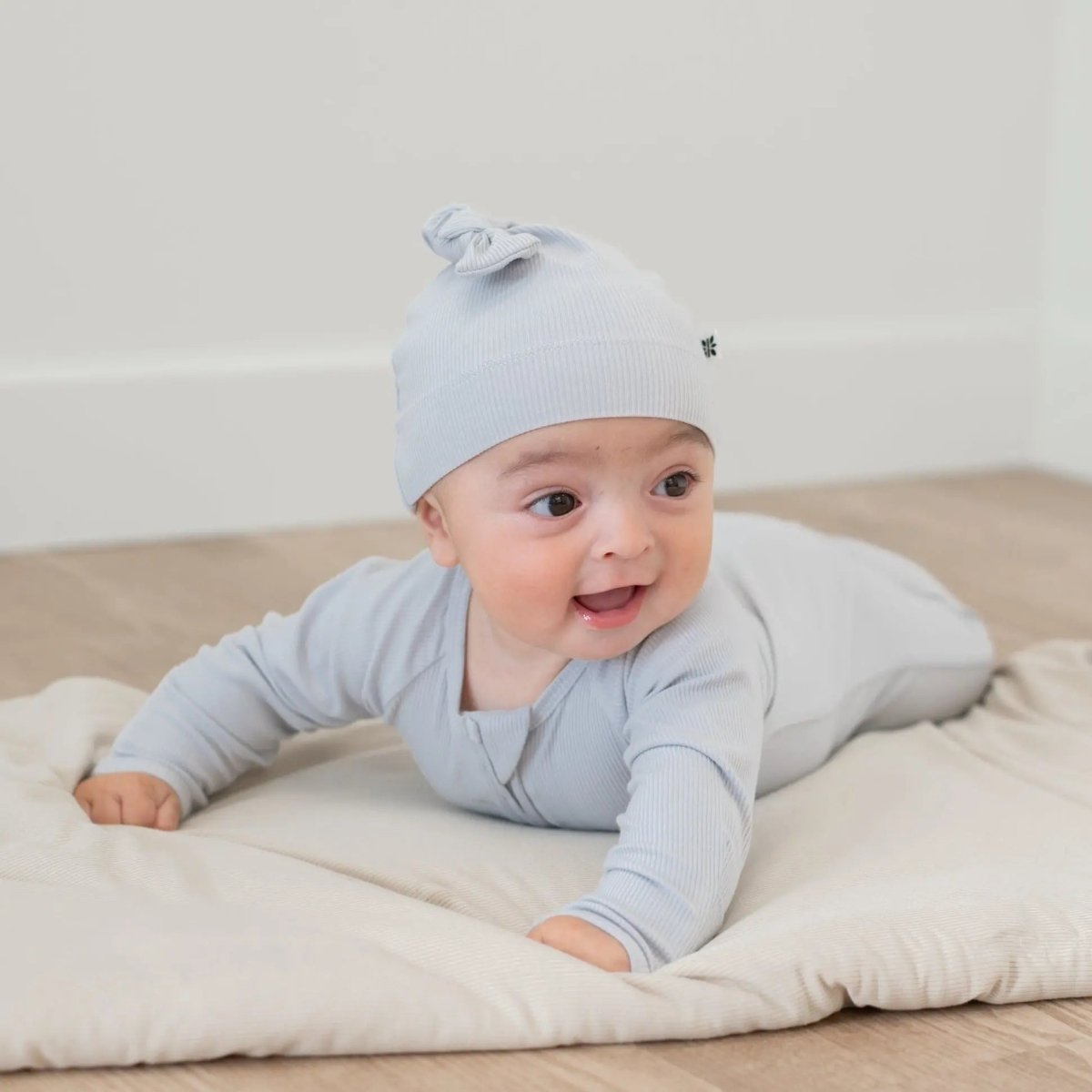 Sweet Bamboo Sweet Bamboo Zipper Footie with Two Way Zipper for Comfortable Infants - 