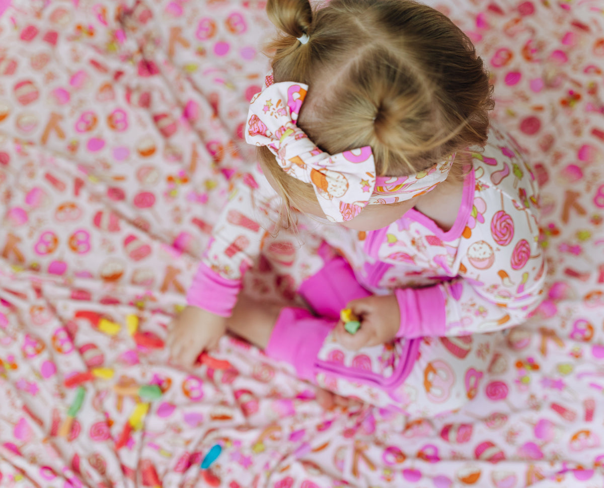 DREAM BIG LITTLE CO SWEET TREATS DREAM BOWEveretts Place