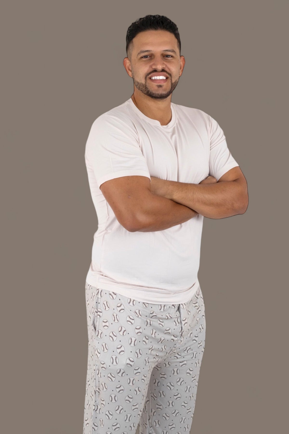 DREAM BIG LITTLE CO SWING FOR THE STARS SHORT SLEEVE MEN'S DREAM JOGGER SETEveretts Place