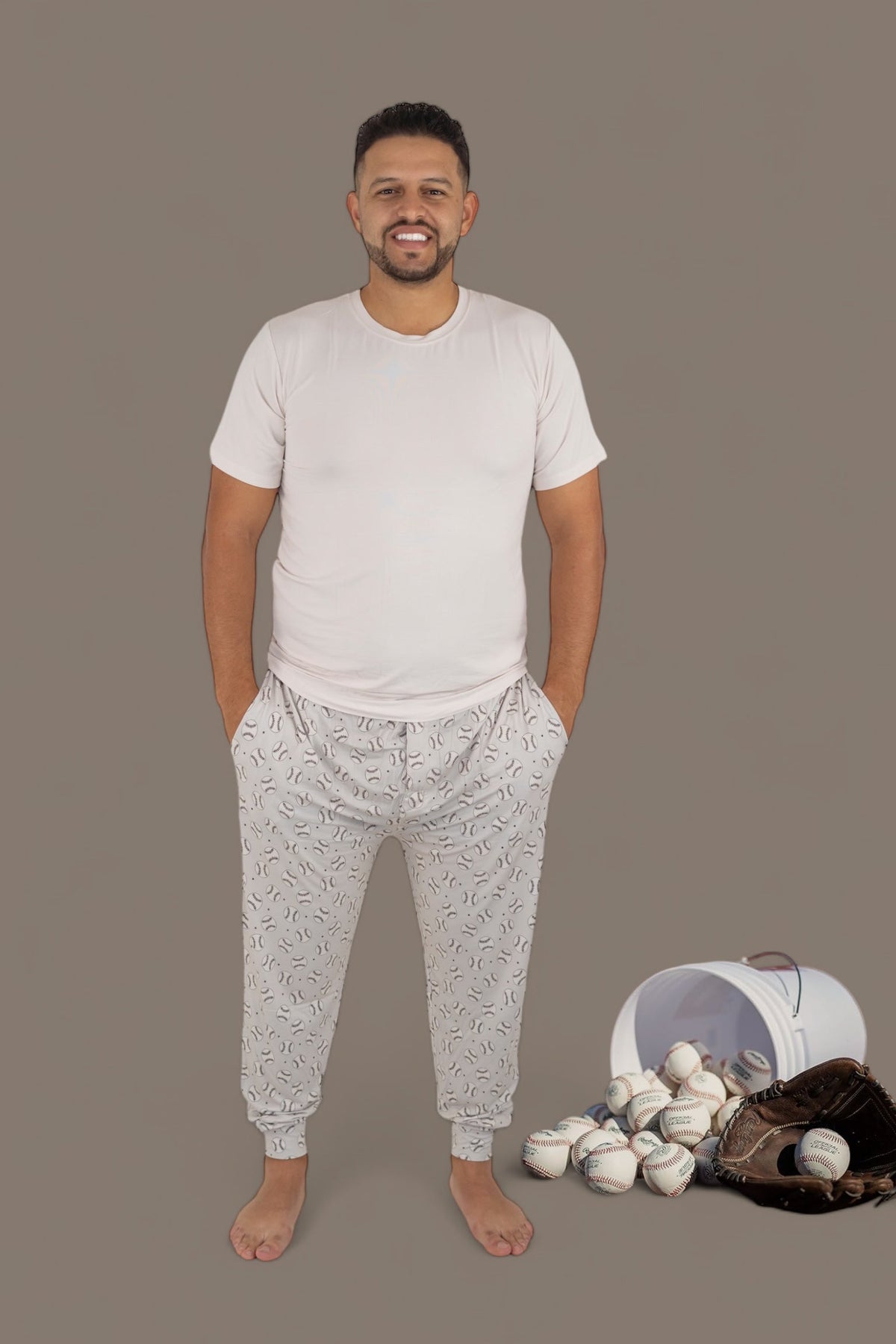 DREAM BIG LITTLE CO SWING FOR THE STARS SHORT SLEEVE MEN'S DREAM JOGGER SETEveretts Place