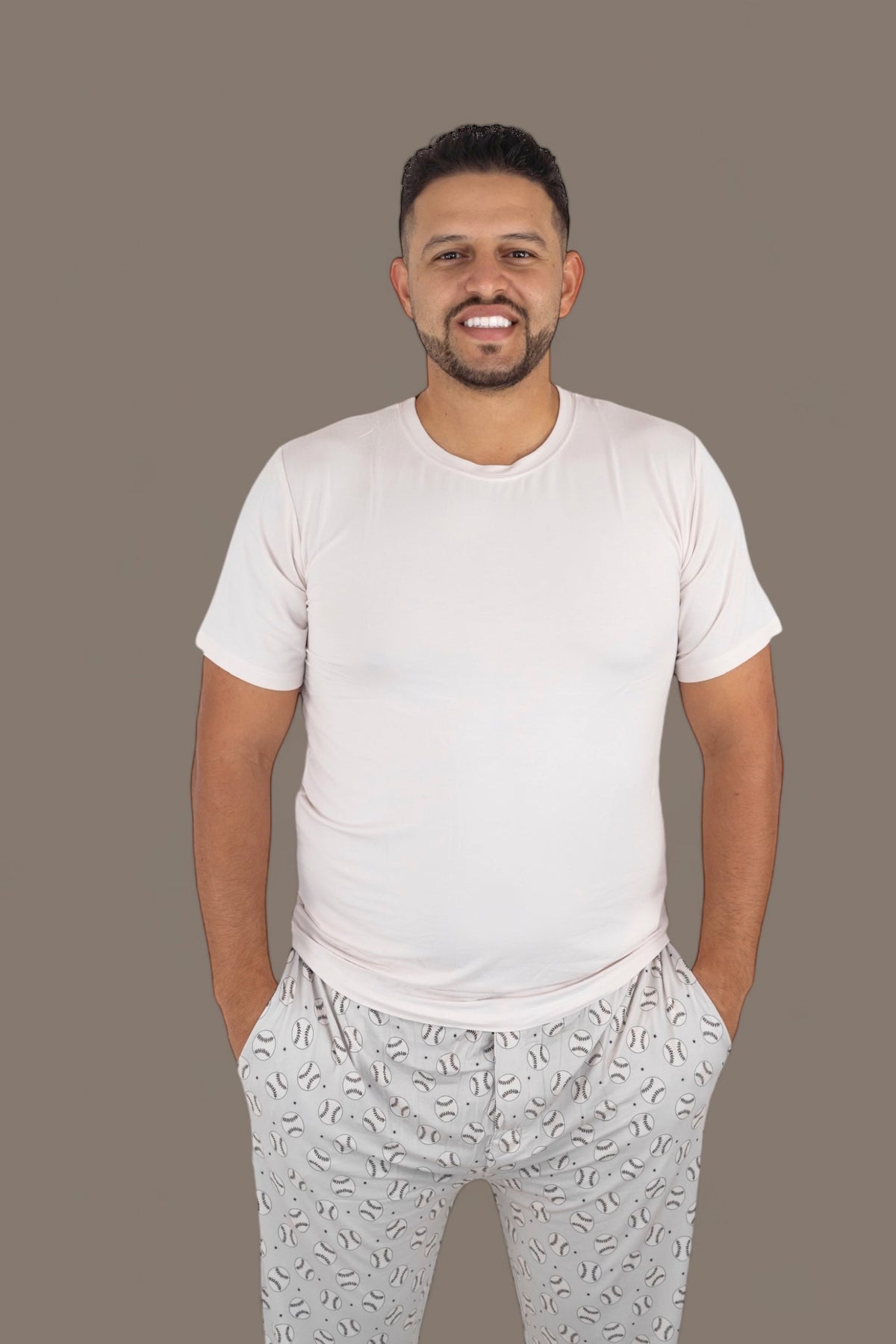 DREAM BIG LITTLE CO SWING FOR THE STARS SHORT SLEEVE MEN'S DREAM JOGGER SETEveretts Place
