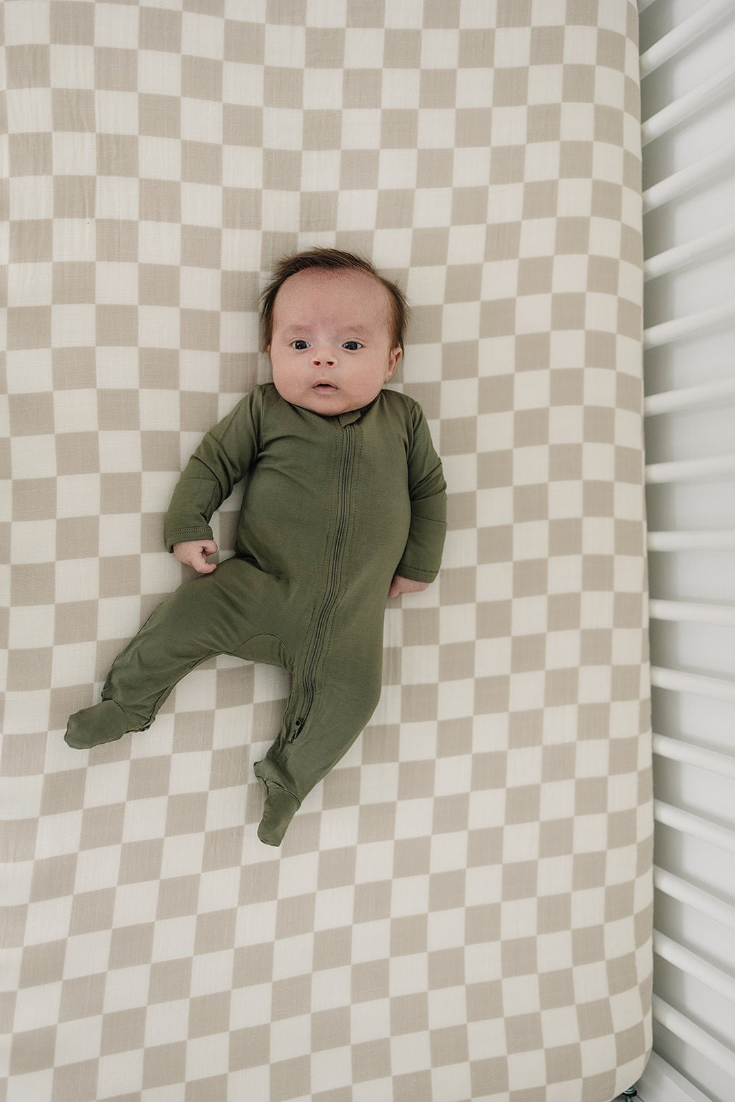 Mebie Baby Taupe Checkered Muslin Crib Sheet - 