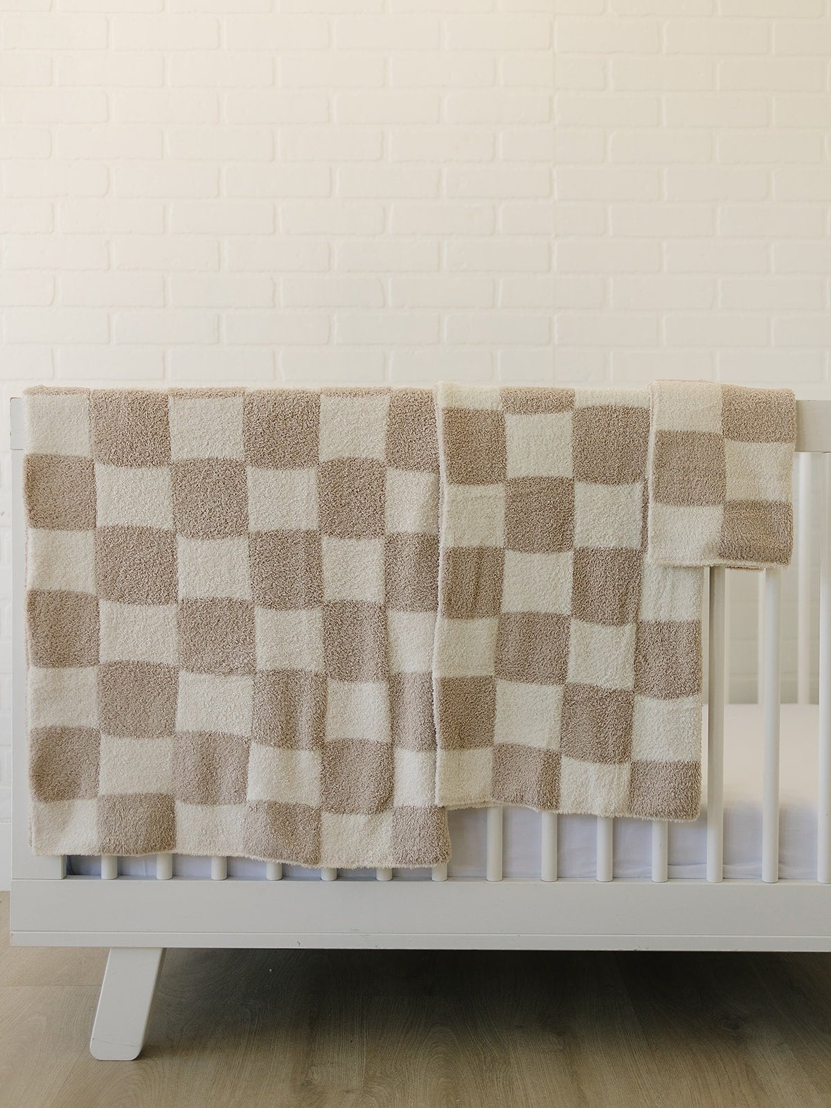 Mebie Baby Taupe Checkered Plush Blanket - 