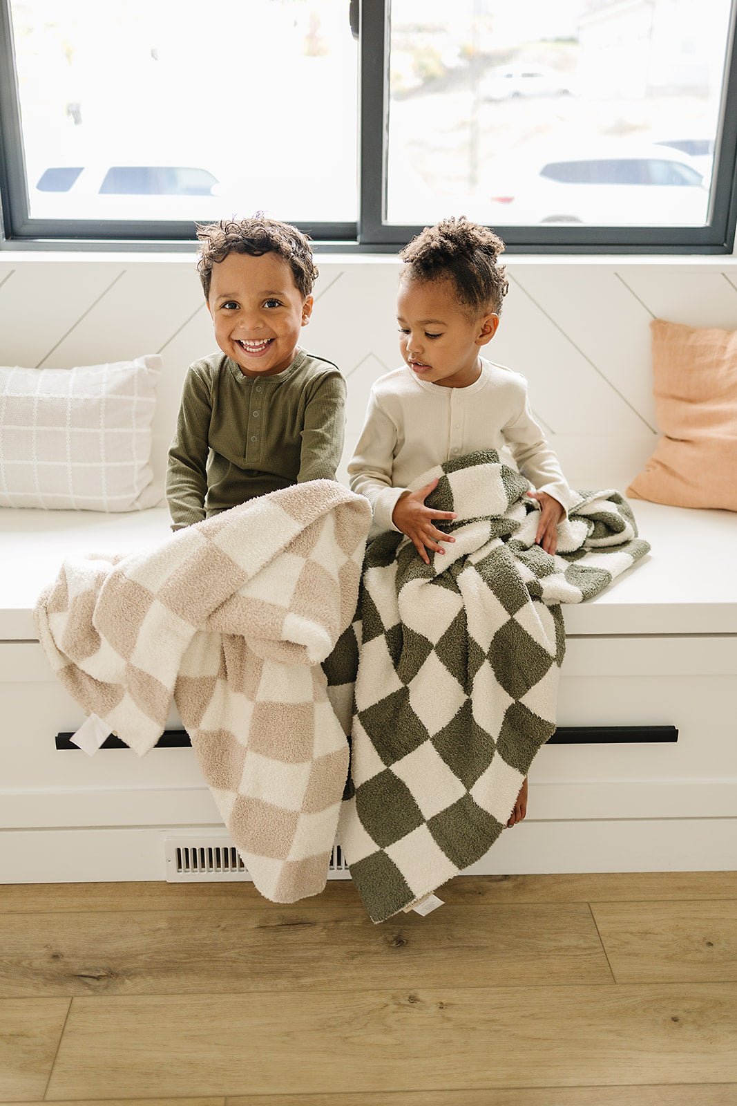 Mebie Baby Taupe Checkered Plush Blanket - 