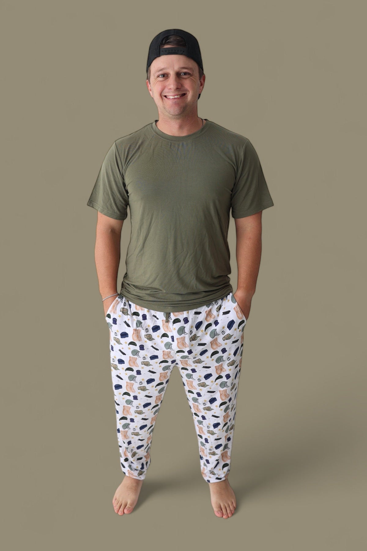 DREAM BIG LITTLE CO THANK YOU FOR YOUR SERVICE SHORT SLEEVE MEN'S DREAM JOGGER SETEveretts Place