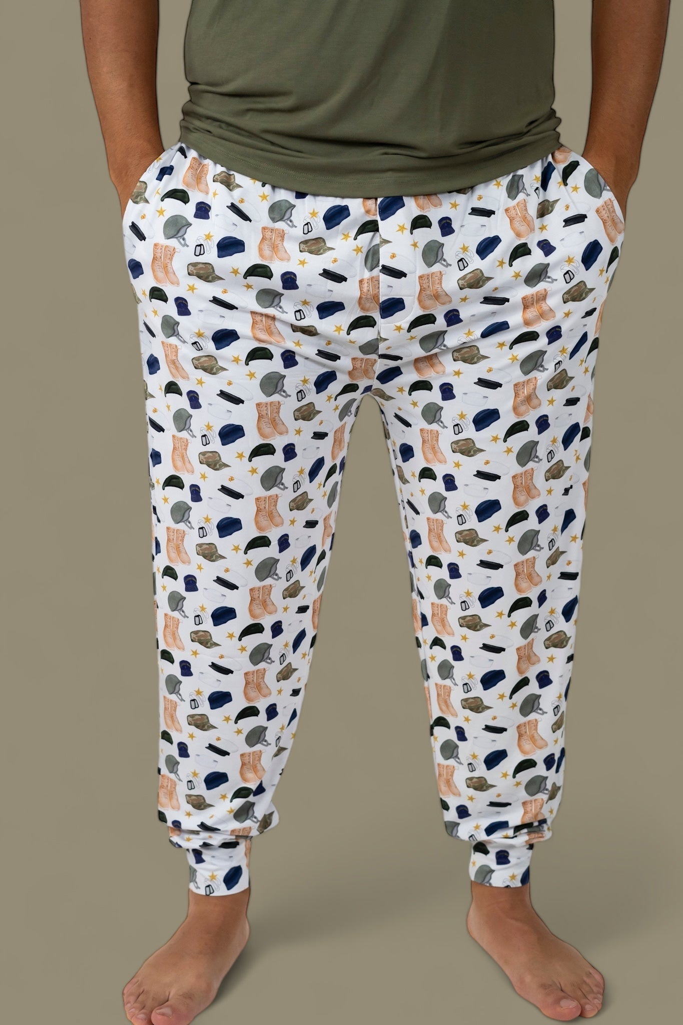 DREAM BIG LITTLE CO THANK YOU FOR YOUR SERVICE SHORT SLEEVE MEN'S DREAM JOGGER SETEveretts Place