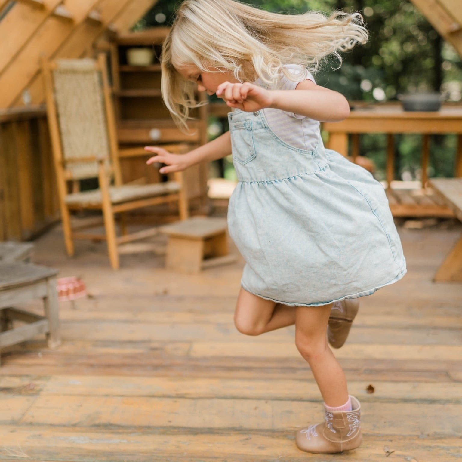 Little Love Bug Co. brown baby cowboy boots with western stitching