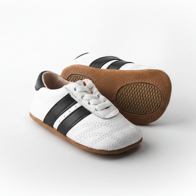 Little Love Bug Co. The Milo organic baby soft sole shoe