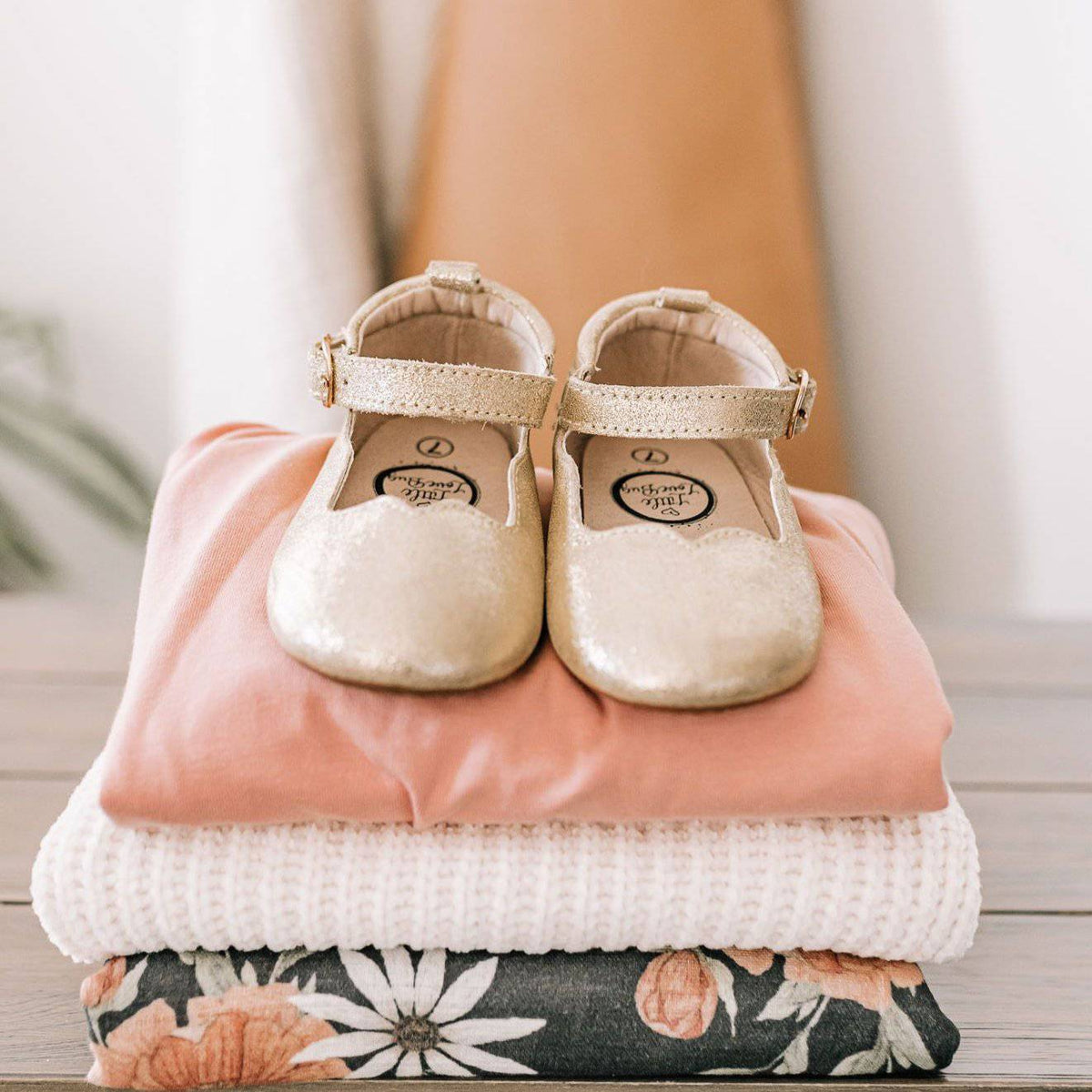 Little Love Bug Co. The Olivia organic baby moccasins, blush pink.