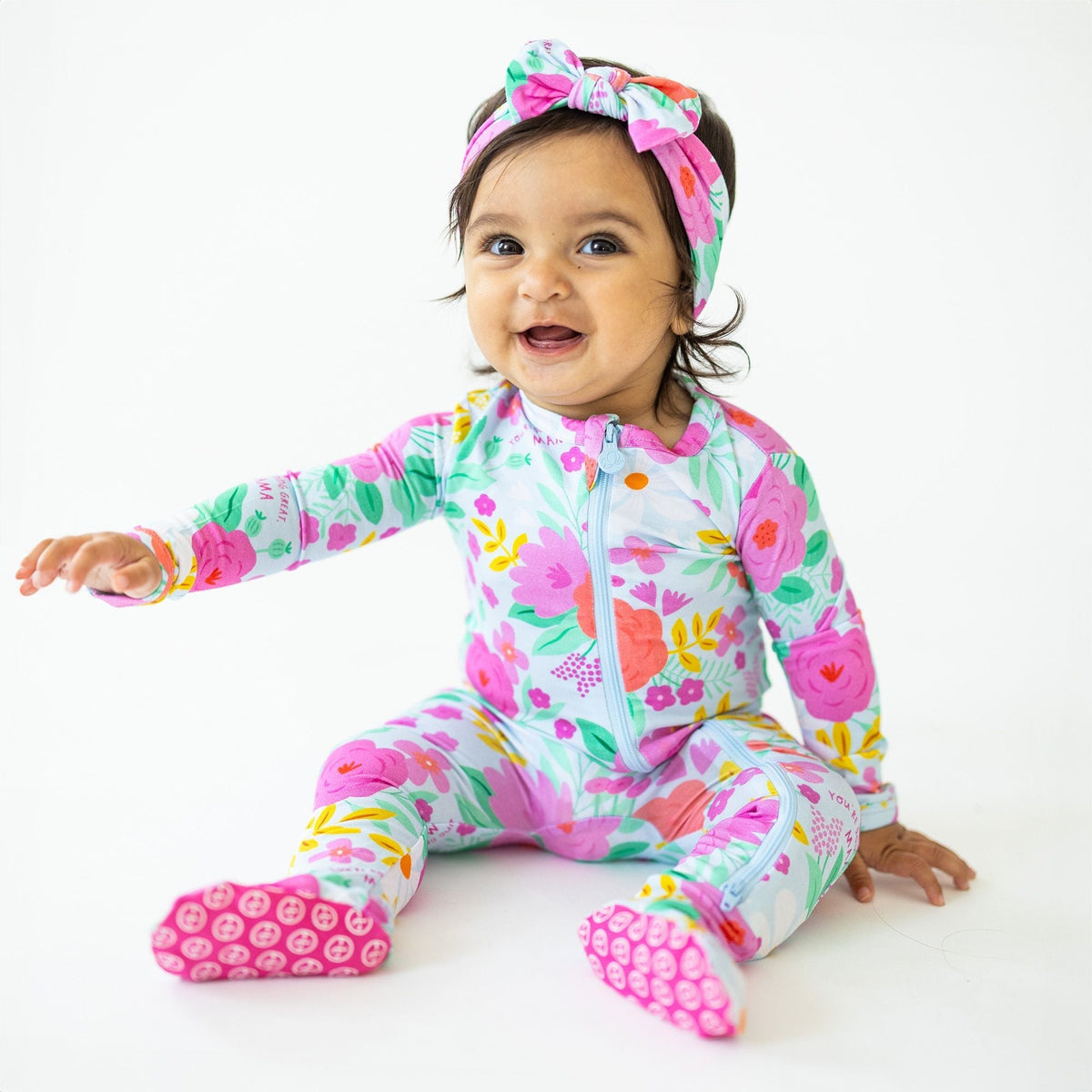 Raising Mama The SoftKnot Bow | Flower PowerEveretts Place