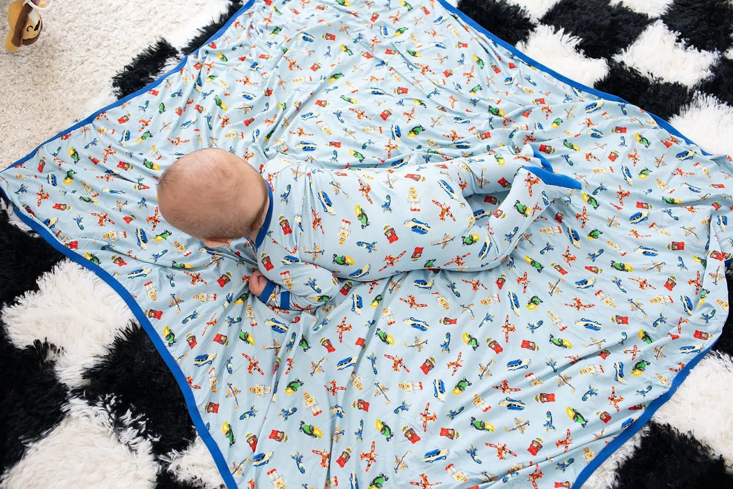 Bestaroo Tiny Travelers Swaddle - 
