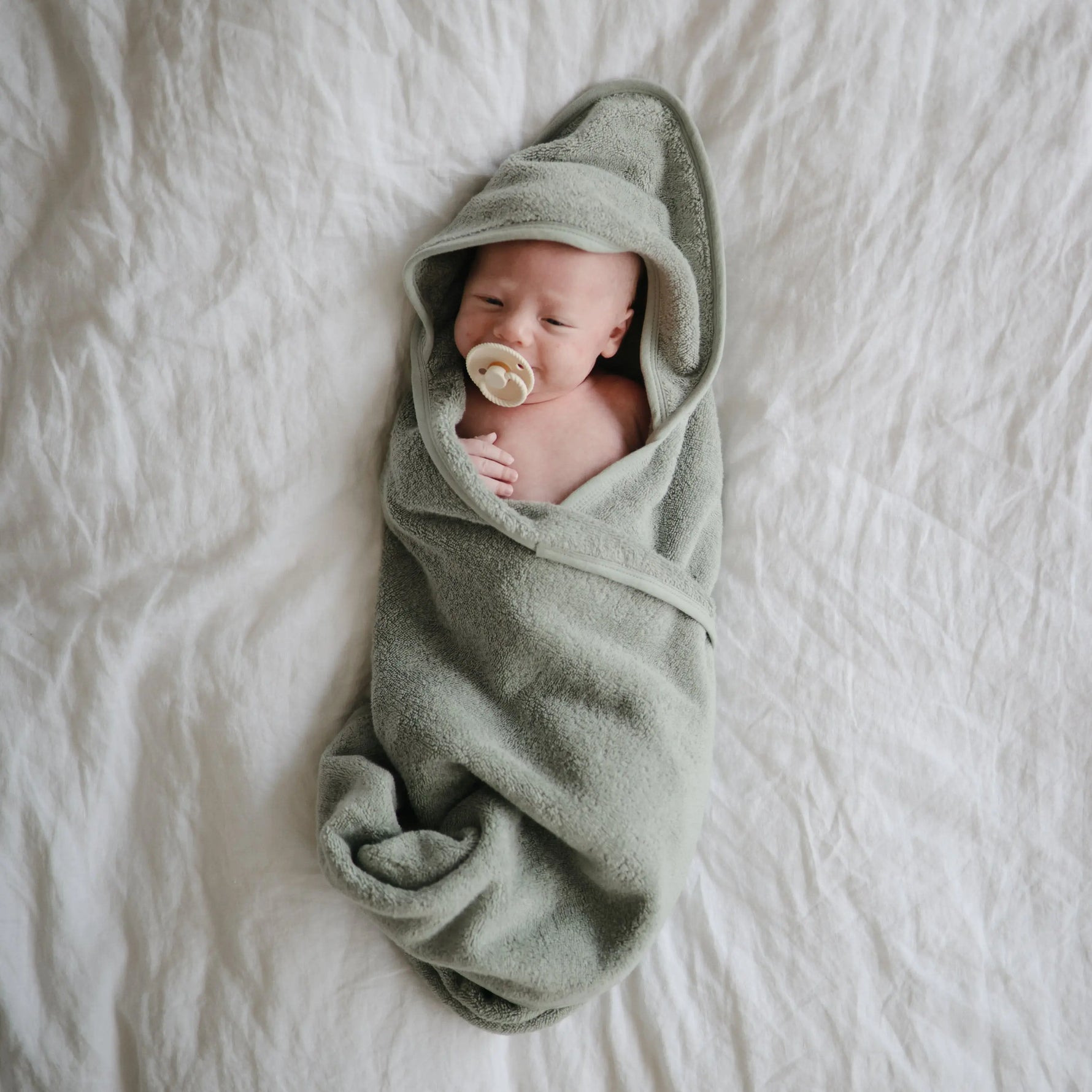 Mushie Organic Cotton Baby Hooded Towel Soft and Absorbent for Cozy Cuddles - Baby & Toddler > Baby Bathing Hooded Towel