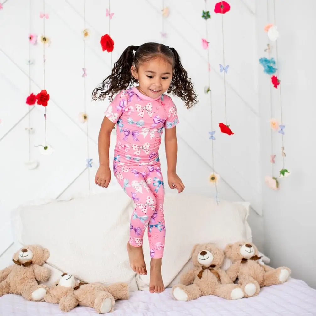 Bestaroo Twinkle Ties Bow Print Short Sleeve Pajamas Bamboo Fabric for Kids - 